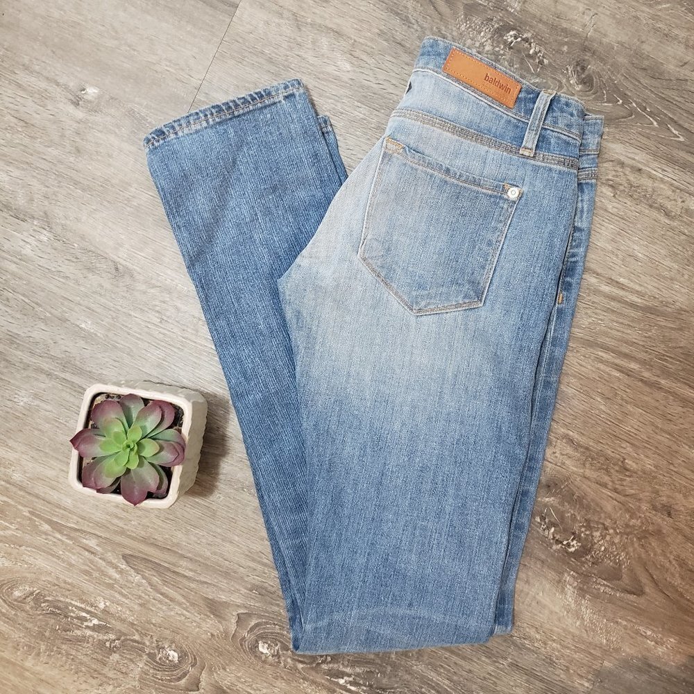 Baldwin The EJ Straight Leg Blue Jeans Light Wash Distressed Sz 27 Made In USA